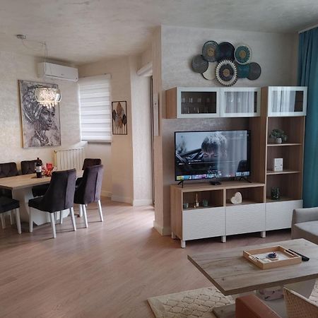Gigi Apartment Belgrád Kültér fotó